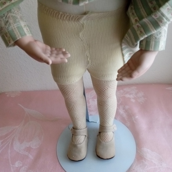 1991 Artist Reproduction Porcelain Doll Emily Dianna Effner   19" - Picture 6 of 11
